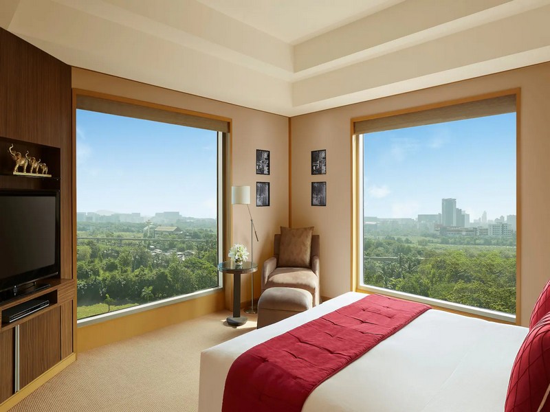 Grand Executive Suite – (Grand Hyatt Mumbai Hotel & Residences)