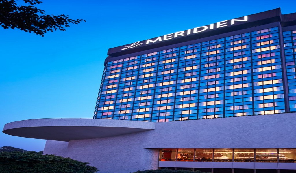 Guest Room 1 Queen – (Le Méridien New Delhi)