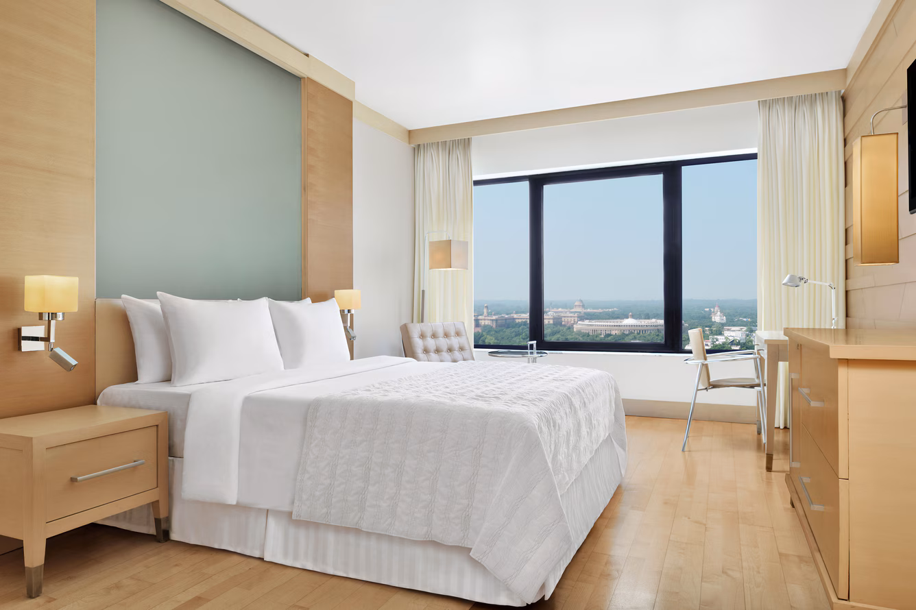 Guest Room 1 Queen High floor- (Le Méridien New Delhi)