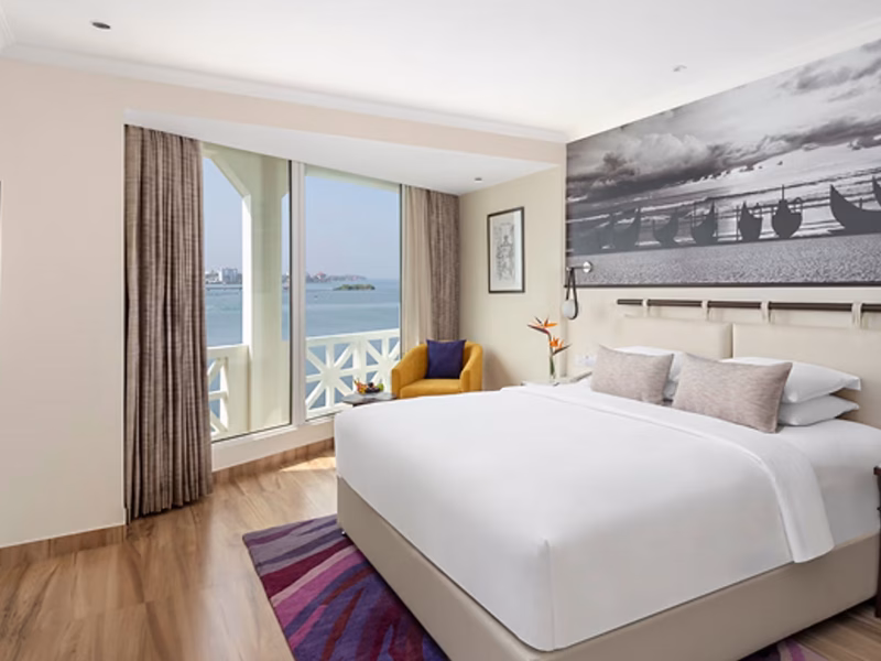 Premium Suite (Vivanta Ernakulam)